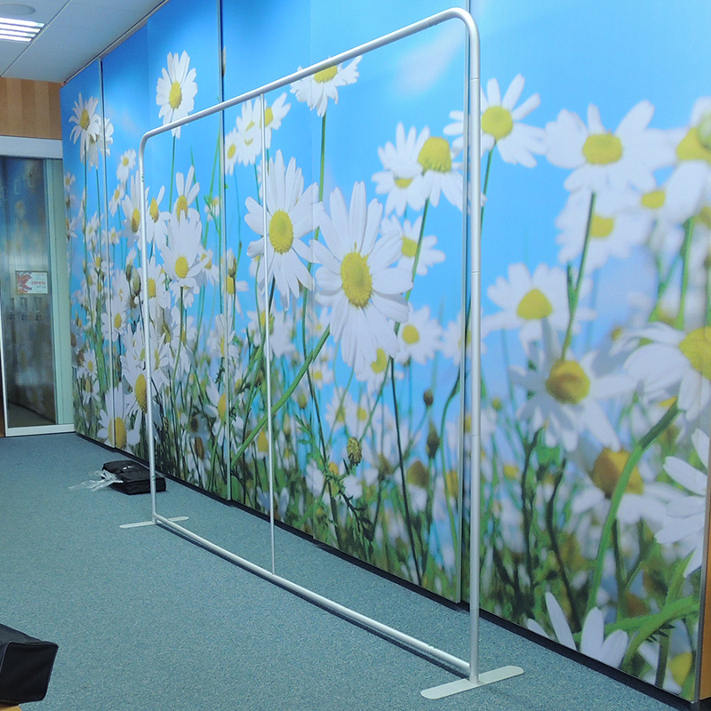 MH Tekstilna stena ravna - ogrodje stene dimenzije 297 x 228 cm (šxv)