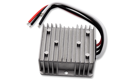 Pretvornik iz 12/24V DC na 5V DC, ALU ohišje